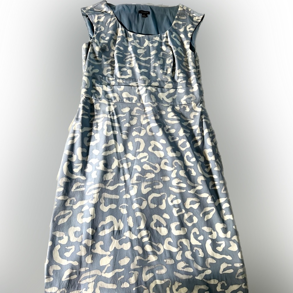leopard print Sheath dress. Very light and comfortable.